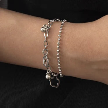 Pulsera Flor de Maga – Estilo Urbano en Acero Inoxidable